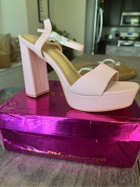 KAYLEEN By Los Angeles Pale Pink Chunky Platform Sandals
